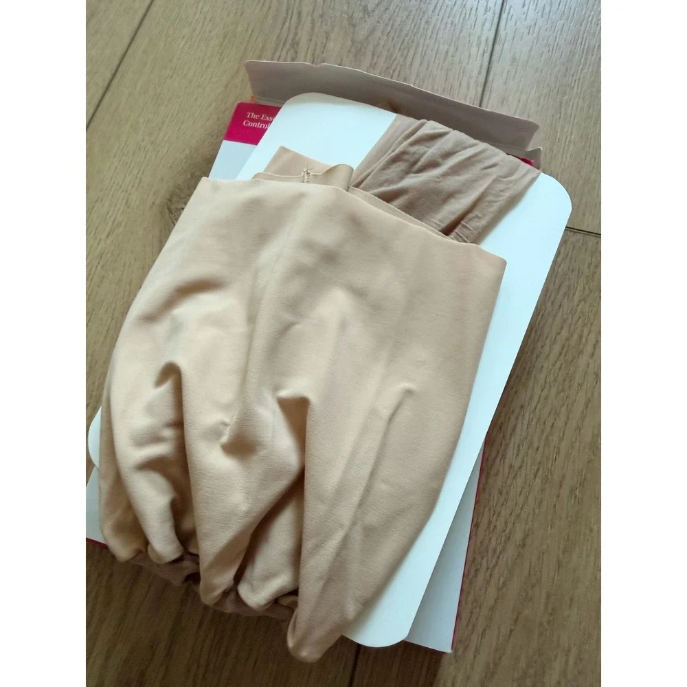 Commando essential sheer